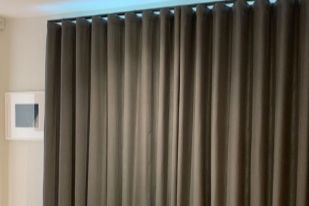 Soundproof thermal curtains